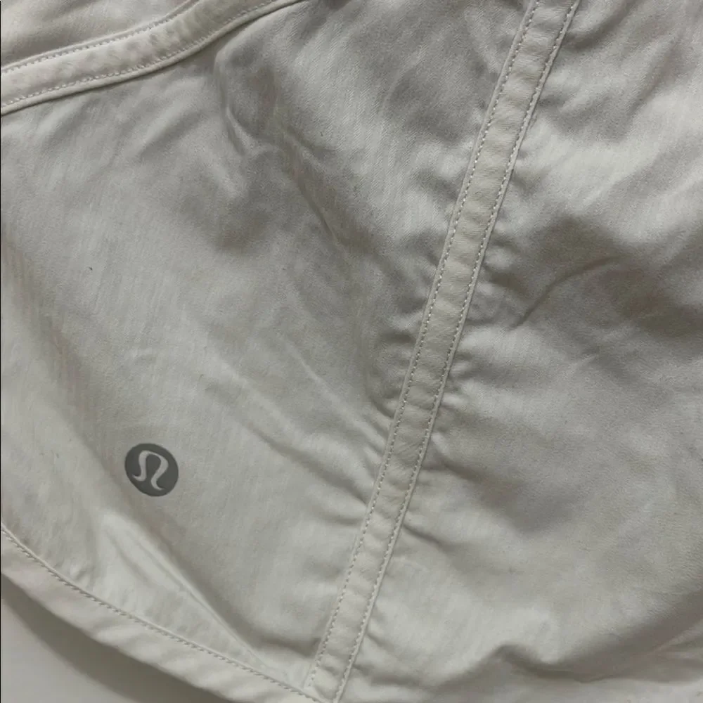Lululemon Women's White Shorts